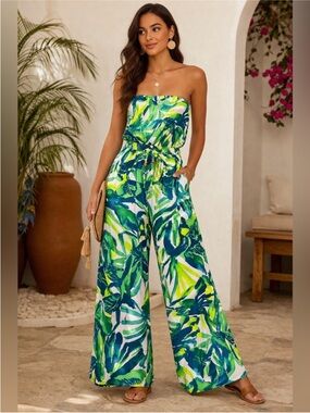 True Destination Resort Wear Colorful Tropical Print Jumpsuit Size Medium. NWT